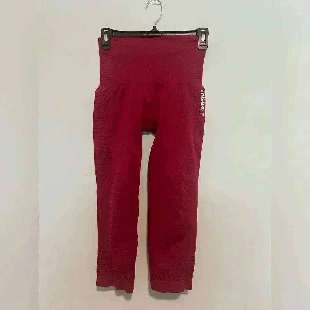 Gymshark Energy + Seamless Cropped Leggings - Size XSmall Pink